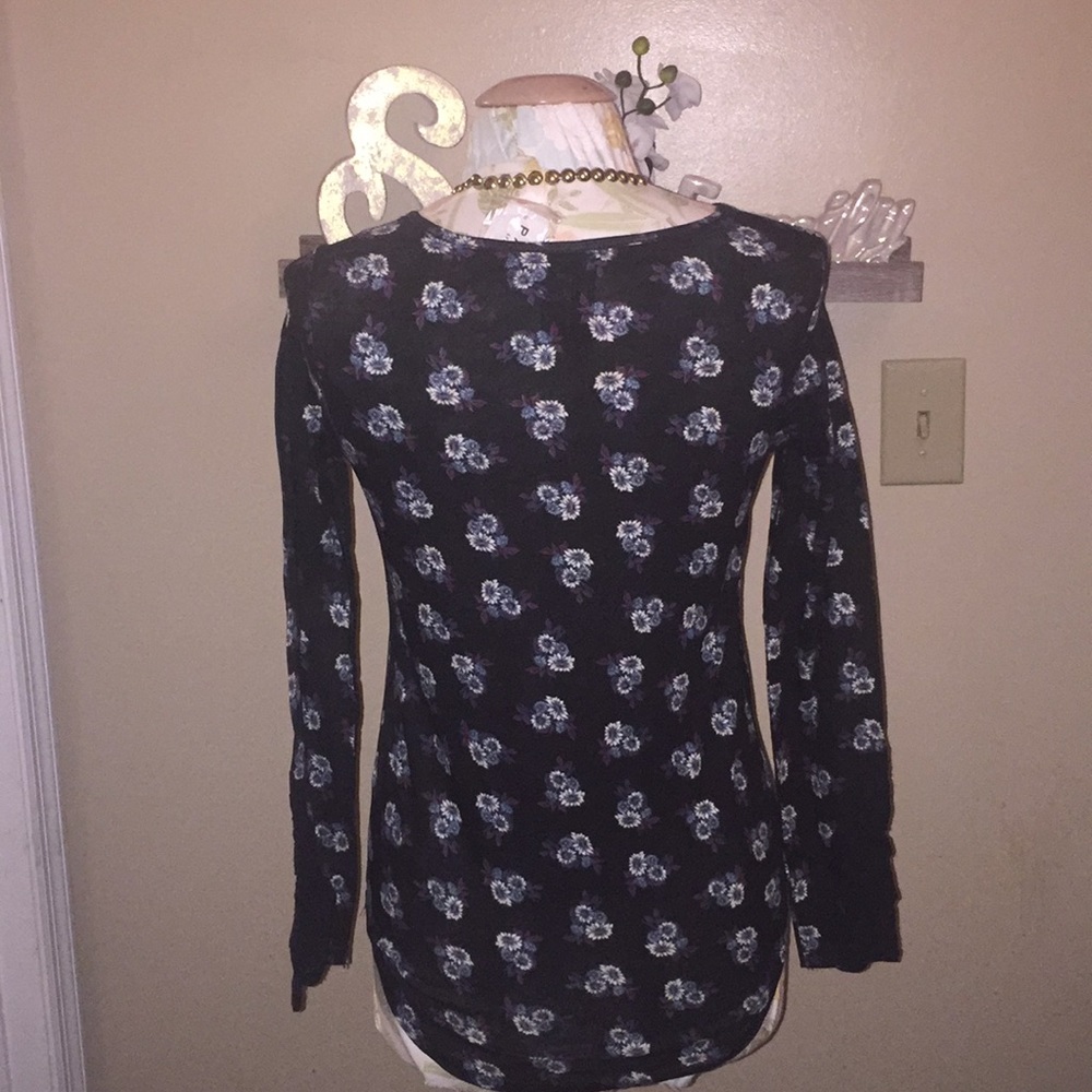 PacSun Floral Top - Picture 6 of 8